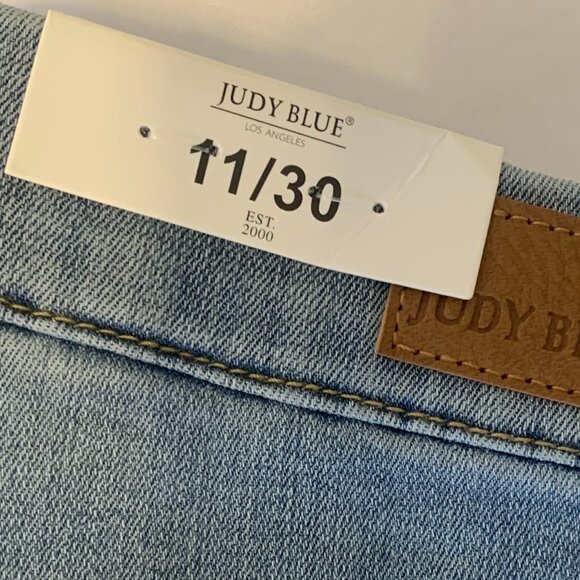 Judy Blue 11/30 Skinny Pull On Jeans NWT - Picture 7 of 8